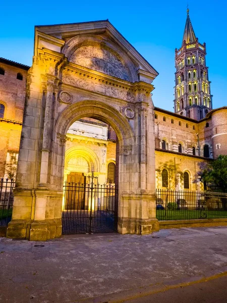 Bazilika Saint Sernin Soumrak Toulouse Katedra Haute Garonne Francie Evropa — Stock fotografie