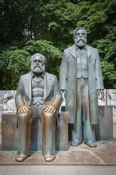 Marx Engels Denkmal Marx Engels Forum Unter Den Linden Berlin — Stockfoto