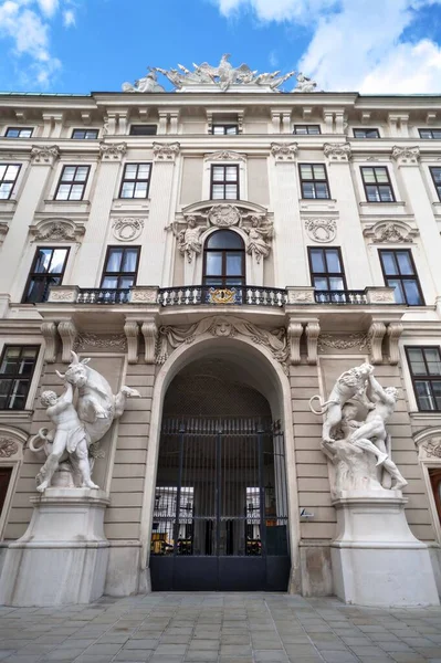 Sculptural Group Gate Imperial Chancellery Wing 1728 Hercules Nemean Lion — Fotografia de Stock