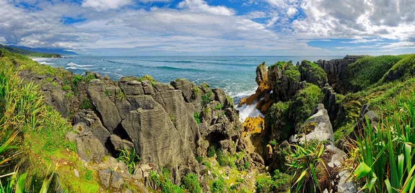 Pancake Rocks Bizarre Limestone Cliffs Tasman Sea Paparoa National Park — Stockfoto