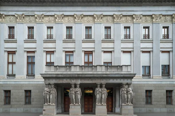 Austrian Parliament Facade Caryatids Vienna Austria Europe — стокове фото