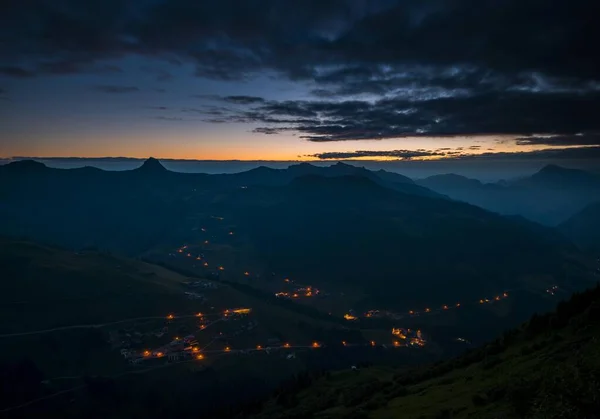 Arjanbach Vadisi Manzarası Aydınlık Evler Kara Bulutlu Manzara Damls Bregenz — Stok fotoğraf