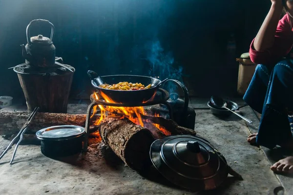 Камин Хижине Palaung Hilltribe Palaung Village Kyaukme Shan State Мьянма — стоковое фото