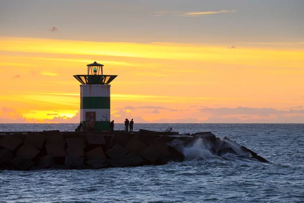 Kleiner Leuchtturm Der Hafeneinfahrt Sonnenuntergang Scheveningen Den Haag Holland Niederlande — Stockfoto