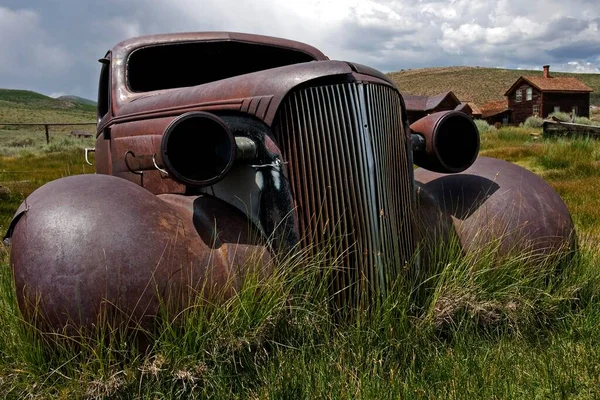 Rusted Chevrolet 1930S Ghost Town Old Gold Mining Town Bodie — Foto de Stock