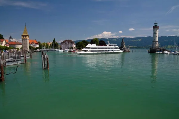 Harbor Entrance Bavarian Lion Left Lighthouse Right Lindau Lake Constance — Stockfoto