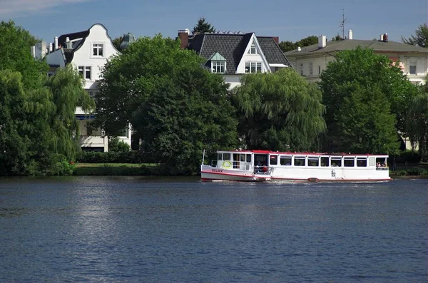 Small Vessel Lake Alster Hamburg Germany Europe —  Fotos de Stock