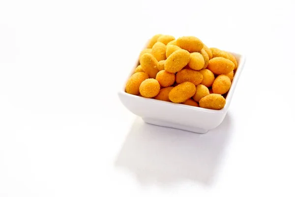 Peanuts Curry Flavoured Coating Bowl — 图库照片