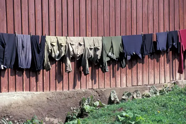 Laundry Clothesline Fence Background — Φωτογραφία Αρχείου