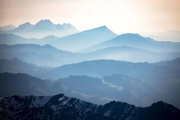 Montagne Retroilluminate Luce Serale Vista Dalle Alpi Sntis Alpstein Appenzell — Foto Stock