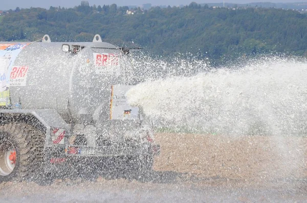 Dairy Farmers Dumping Milk Protest Field Overath Rheinisch Bergische Kreis — Stockfoto