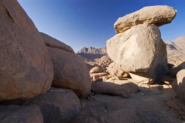 Vales Montanhas Jebel Uweinat Jabal Awaynat — Fotografia de Stock
