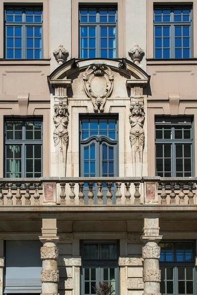 Gebouw Met Balkon Caryatiden Neobarok 1895 1896 Door Emanuel Von — Stockfoto