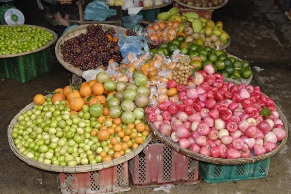 Varias Frutas Exóticas Mercado Hoi Patrimonio Humanidad Por Unesco Vietnam — Foto de Stock