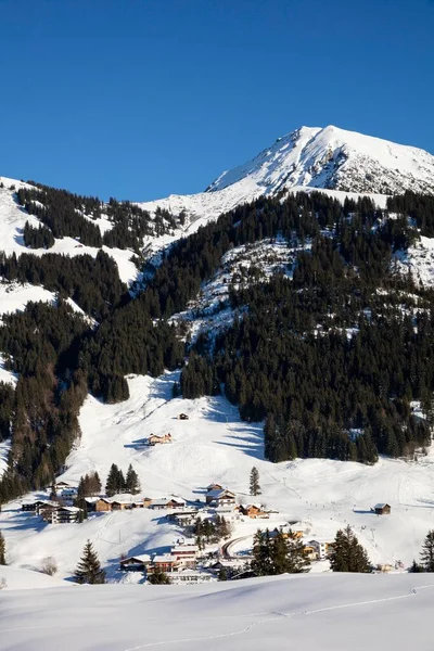 Mittelberg Winter Kleinwalsertal Allgäuer Alpen Vorarlberg Österreich Europa — Stockfoto