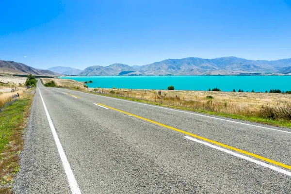 Road Lake Aviemore Aviemore Otago Region New Zealand Oceania — Stockfoto