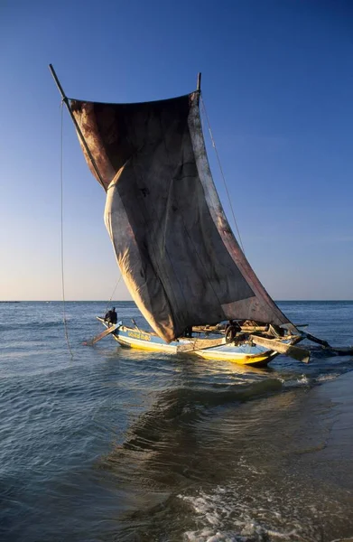 Oruvas Boat Sail Beach Sri Lanka Asia — стоковое фото