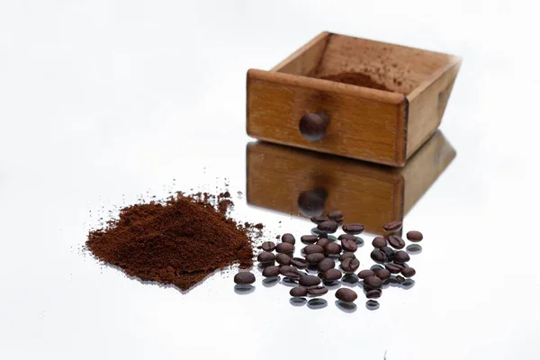 Grounded Coffee Coffee Beans Drawer Coffee Grinder — Stockfoto