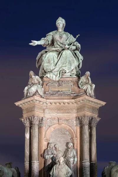 Maria Theresien Monument Dusk Maria Theresien Square Vienna Austria Europe — ストック写真