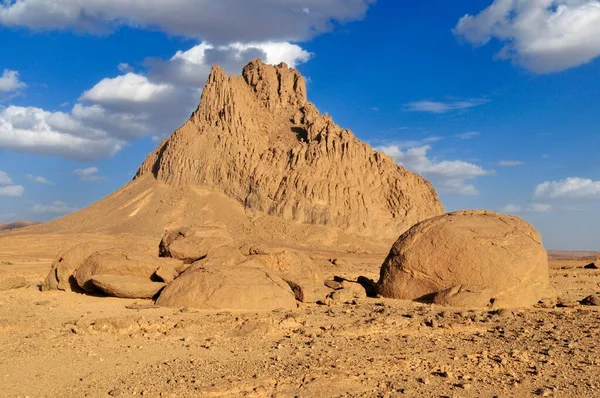Remains Volcano Hoggar Ahaggar Mountains Wilaya Tamanrasset Algeria Sahara North — 스톡 사진