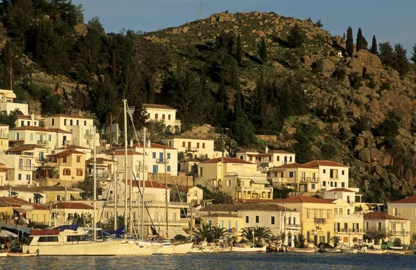 Fishingboats Harbour Poros Saronian Islands Greece — Stockfoto