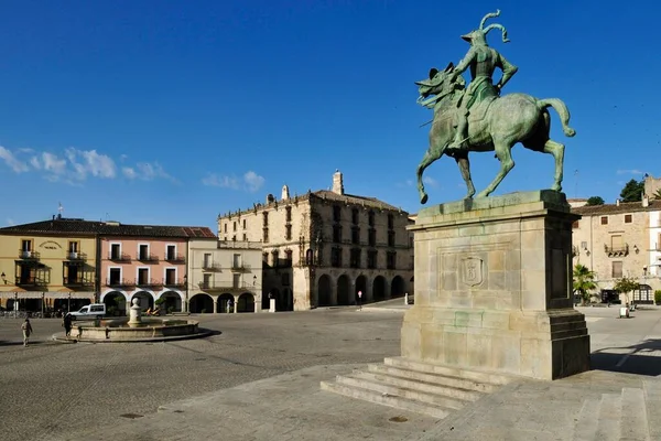 Plaza Mayor City Square Francisco Pizarro Monument Trujillo Extremadura Spain — Foto de Stock