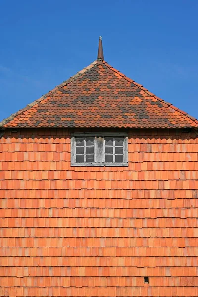 House Wall Red Rooftiles — Stockfoto
