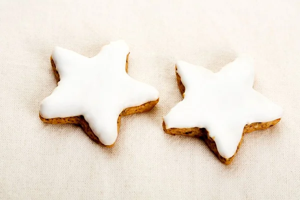 Two Cinnamon Stars Close View — Stockfoto