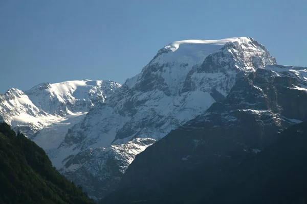 Tdi Szczyt Jest Koniec Doliny Glarus Linthals Tierfehd Glarus Szwajcaria — Zdjęcie stockowe