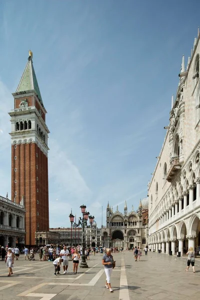Toeristen Het San Marcoplein Venetië Italië Het San Marcoplein Het — Stockfoto