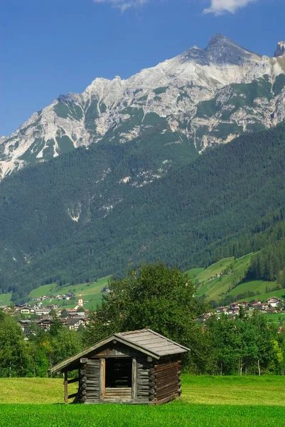 Stalla Prato Nella Valle Dello Stubai Tirolo Austria Europa — Foto Stock