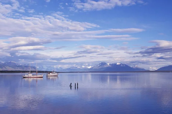View Lake Chile Boats — Stockfoto