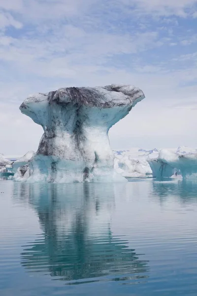 Floating Icebergs Joekulsarlon Παγετώνας Λίμνη Ισλανδία Ευρώπη — Φωτογραφία Αρχείου