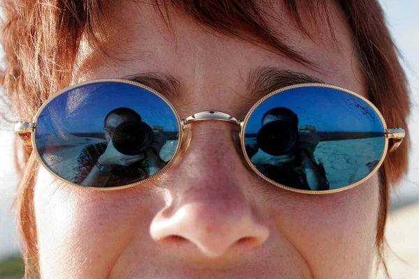 Photograph Camera Sunglasses Reflection — 图库照片