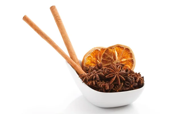 Star Anise Bowl Cinnamon Sticks Dried Oranges — Stock Fotó