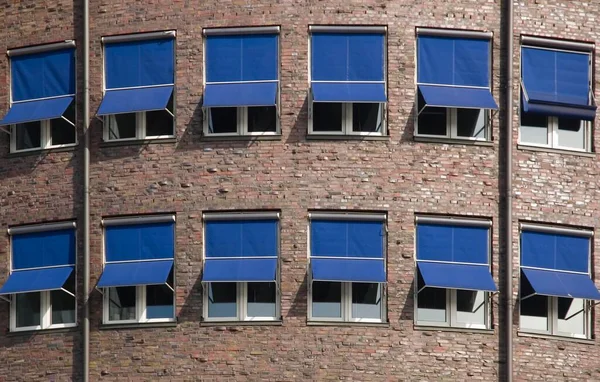 Blue Sun Shades Front Office Building Hamburg Germany Europe — Stock Photo, Image