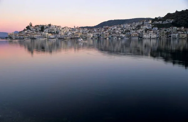 Pesquerías Puerto Poros Islas Saronias Grecia — Foto de Stock