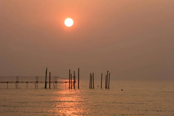 Восход Солнца Над Водой Живописный Вид — стоковое фото