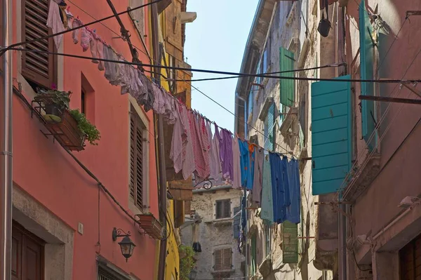 Laundry Drying Line Alley Old Town Rovinj Istria Croatia Europe — Stock Fotó