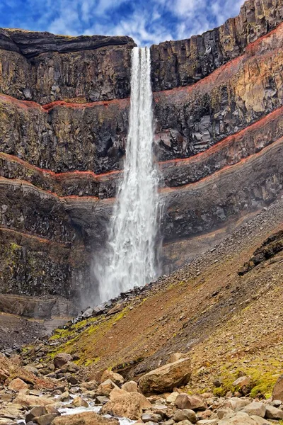 Waterfall Hengifoss Valpjofsstair Iceland Europe — Φωτογραφία Αρχείου