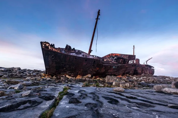 Shipwreck Plassy Stranded Finnish Coast 1960 Inis Oirr Aran Islands — Stock Photo, Image