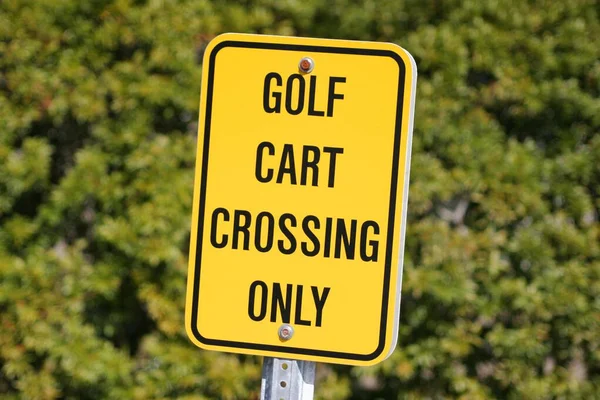 Sign Golf Cart Crossing Only Florida Usa North America — Zdjęcie stockowe