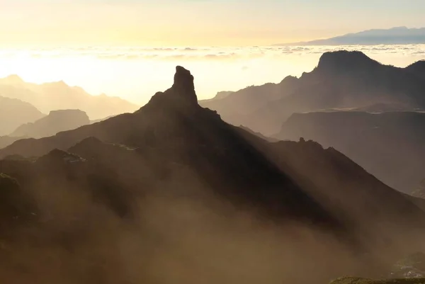 Evening mood, view from Mirador Degollada de Becerra to Roque Bentayga, Gran Canaria, Canary Islands, Spain, Europe