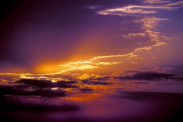 美しい夕日の絵のような景色 — ストック写真