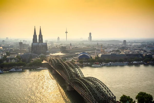 Cityscape Hohenzollern Bridge Cathedral Cologne Germany Europe — Fotografia de Stock