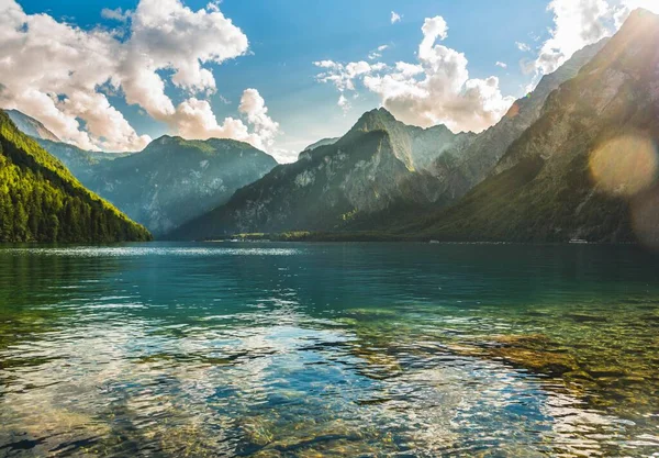 Widok Jezioro Knigssee Molo Kessel Park Narodowy Berchtesgaden Ziemia Berchtesgadener — Zdjęcie stockowe