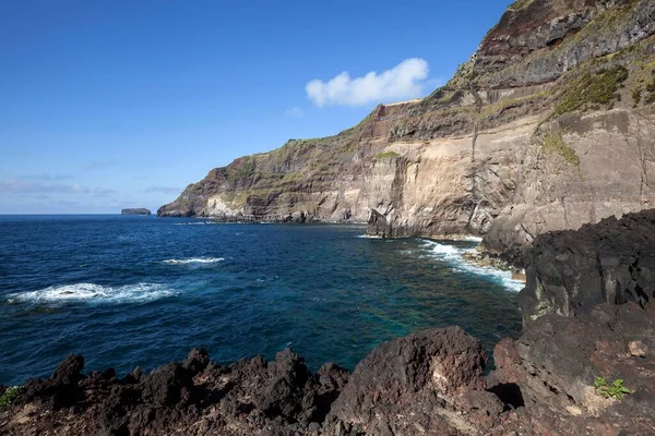 Felsige Küste Der Ponta Ferraria Der Nähe Von Ginetes Insel — Stockfoto