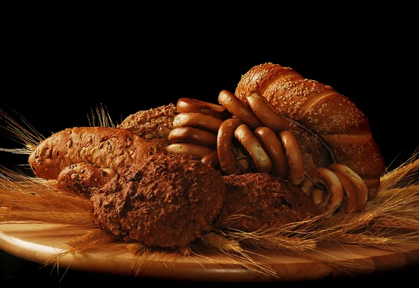 Bread and rolls — Stock Photo, Image