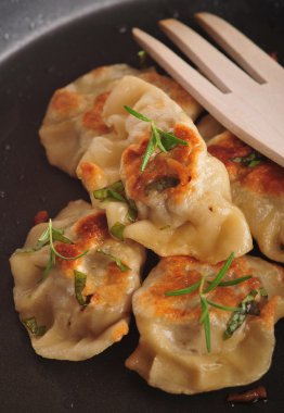 Pierogi (mantı) - Noel geleneksel çanak