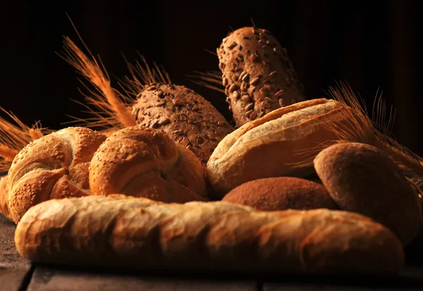 Bread and rolls — Stock Photo, Image